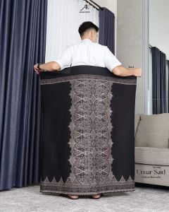sarung dewasa tenun katun cotton bali rayon pria santri perlengakapan alat solat batik tulis polos motif gus iqdam exclusive terbaru terlaris kekinian idul fitri lebaran umar said arrafi adem