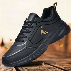 Giày Thể Thao Nam Đế Thấp Da Đen Đế EVA Chống Trượt Thường Ngày Giày Du Lịch Cho Bố Trung Niên Giày Thường Ngày Thoáng Khí