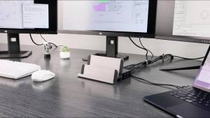 Cổng Kết Nối Màn Hình Ba Màn Hình PULWTOP 4K Đế Đỡ Kép Với 3 HDMI 2 DP 45W PD USB Dành Cho MacBook M1/M2/M3/M4/M5/Windows Hub USB-C Bằng Nhôm