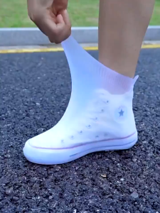 High-ankle rain boot soft silicone waterproof and anti-slip rain boot cover