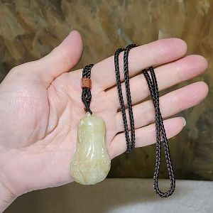 Gegegems Collection 58 grams premium Nephrite light caramel brown green yellow hue Chinese Cabbage (Dai Baicai) Jade handheld large pendant (with certificate) 优质和田玉且末浅糖青黄口大发财(白菜)吊坠/手把(带证书)