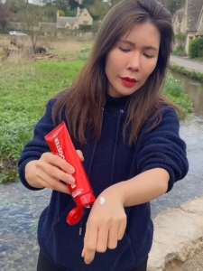 48 ชุด กันแดดสวิสแล็บบอดี้ SPF50+ PA++++ SwissLab Body Bright Booster