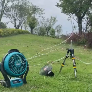 MAKITA พัดลมไร้สาย 12 นิ้ว 2-in-1 ใช้แบตเตอรี่ 18V หรือไฟบ้าน 220V ลมแรงทั่ว ปรับความแรงลม 3 ระดับ ใบพัดใหญ่ แบตทนทาน ใช้งานได้ 10-24 ชม พร้อมไฟ LED