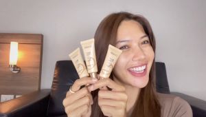 มีส่วนลด โปรฯ 6 ชิ้น (รองพื้น 4 ชิ้น + สเปรย์ 1 ชิ้น + พัฟฟองน้ำ) รองพื้น Coslor ปกปิดรอยดำ สิว บางเบา คุมมัน กันน้ำ ไม่ติดแมส