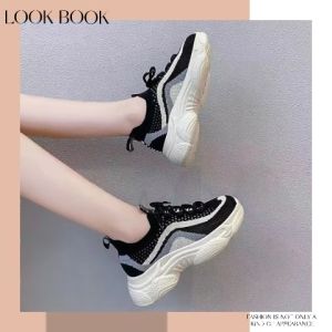 Lishops พร้อมจัดส่ง รองเท้าผ้าใบแฟชั่นสำหรับสุภาพสตรีสุดน่ารัก สีสันเป็นโทนอ่อน เหมาะสำหรับทุกการแต่งตัว