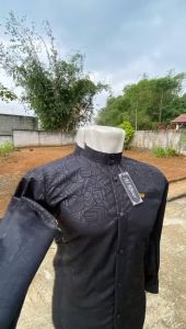 Kemeja Koko Embos Ekemko Sultan: Pilihan Modis & Formal