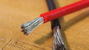 สายไฟซิลิโคนคุณภาพสูง 8AWG/12AWG สำหรับรถยนต์ สีดำ/แดง คุณภาพมาตรฐาน ส่งด่วน