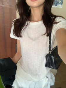 CHOEFULYN | Textured Knit Crew Neck T-shirt