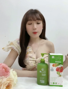 Sữa tắm Mộc Hương Garden Thanh Mộc Hương giúp làm sạch dịu nhé da mềm mịn se khít lỗ chân lông 350ml