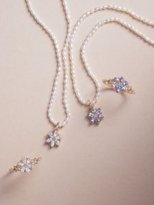 Christmas Limited Edition Natural Tanzanite Moonstone Ring Gold Plated Snowflake Petal Rings Fashionable Korean Style Jewelry