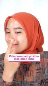 Daily Cover Natural SR12: Bedak Padat Anti Luntur dengan SPF Tahan Lama