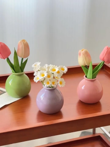 แจกันเซรามิค แจกันน่ารัก  มินิลอน จัดดอกไม้ แต่งห้องถ่ายรูปสวย