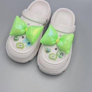 แต่งด้วยหัวเข็มขัดรองเท้า Crocs Jibbilz 8ชิ้น/เซ็ตอุปกรณ์รองเท้ามีเสน่ห์สาวน่ารักโบว์สำหรับ Crocs