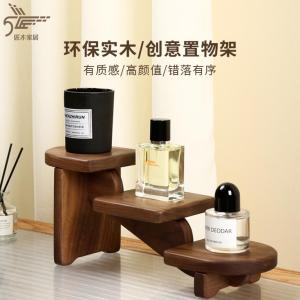 ชั้นวางของสำหรับโต๊ะทำงาน ชั้นวางของไม้เนื้อแข็ง ไม้ยูคาลิปตัส ไม้แดงอเมริกา กล่องหอม แก้วกาแฟ จัดระเบียบ ชั้นวางของสำหรับโชว์