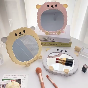 Gương trang điểm hình cừu có chân đỡ điện thoại