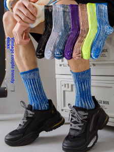 Retro Male and Female Middle Tube Socks Mens Thick Thread Distressed Purified Cotton Stockings Street Womens Knee High Pile Style Trendy Socks Fall and Winter