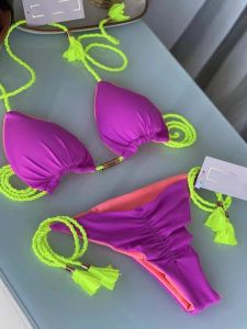 ชุดว่ายน้ำบิกินี่สีพื้นแยกส่วนสำหรับผู้หญิง ชุดกีฬาลำลอง ชุดสองชิ้น แขนสั้น กางเกงขาสั้น ฤดูใบไม้ผลิ 2025 จีนแผ่นดินใหญ่