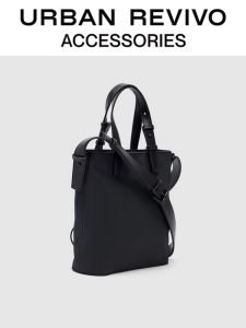 URBAN REVIVO กระเป๋าสะพายไหล่ Uamb40073