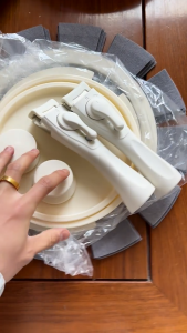 SUPVIBE Non-stick Cookware - 17-Piece Set 100% Ceramic Coating Removable Handles Suitable For All Hobs Includes Glass And Silicone Lids