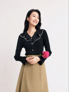 Koradior | Elegant V-Neck Long Sleeve Ladies Knitted Top