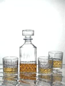 SG Whiskey Foreign Wine Cup Set Glass Foreign Wine Bottle with Cap Wine Bottle Awakener Wine Set Foreign Wine Cup