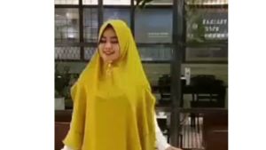 Kerudung Instan Wanita Dewasa Kekinian Khimar Fairus Syari Jumbo Dua Layer Bahan Ceruty Premium