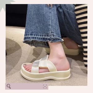 Tsion ฮอตฮิต รองเท้าเฟชั่นเกาหลี ลูกเล่นวิ้งวับเกาหลีเกาใจ สีสันสดใส มิติ มีทั้งที่สินค้า รีบซื้อเลยก่อนสินค้าหมด