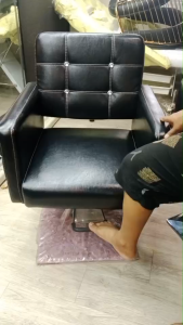 เก้าอี้ รุ่น Sky 821 ติดเพชร สีดำ ดีไซน์หรู ดูมีระดับ นั่งสบาย ราคาพิเศษ