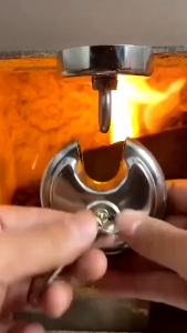 KAMJE Gembok Pintu Rumah Anti Maling 60mm House Padlock Hardened Stainless Steel Kuat Anti Karat