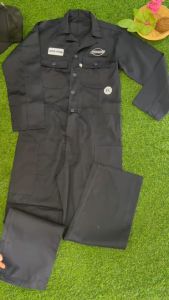 ชุดช่าง ชูนิแต่ง 3 ช่อง กระเป๋าหน้า กระเป๋าข้าง ช่องเสียบปากกาตัดเย็บละเอียด ได้ทั้งชาย หรือเย็น เช่นชุดทำงาน ราคาที่เหมาะสม