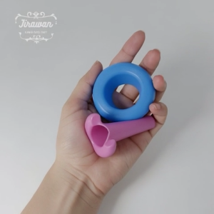 จิราวรรณ บล๊อกประดิษฐ์ดอกไม้จันทน์ ขนาด 6.30 ซม. ก้นเปิด คละสี แถมม้วนไส้เกสรในชุด