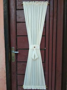 gorden kupu kupu jendela minimalis hordeng pita ikat tengah terbaru