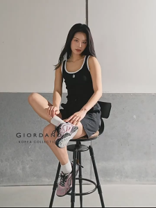 Giordano Korea Collection Womens Embroidery U-neck Slim Ribbed Tank Top 05325559