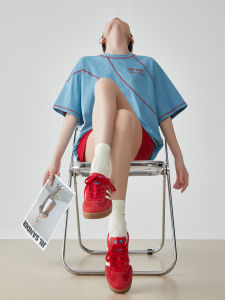 XIAODADEHUA | Retro Red-Blue Contrast Stripe Backless T-shirt