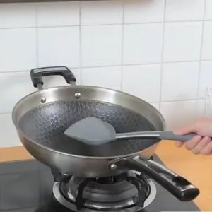 [1pcs] Multipurpose 4/5 Claw Universal Non-Slip Pan Holder For Gas Stove 燃气灶防滑锅支架 (A)