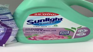 Nước lau sàn Sunlight hương hoa hạ Bạc Hà 3.6 KG
