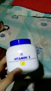 AR Vitamin E Moisturizing Cream ✔Aron Body Cream 200g- ORIGINAL DIRECT THAILAND AR Gluta Vitamin E Moisturizing Cream 200ml- ORIGINAL Direct From Thailand Anti Aging and Reduce wrinckles and fineline