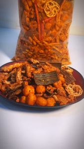 Seblak Kerupuk Kering Mix Pedas Basreng Daun Jeruk Beton Pedo Jengkol Kripca Singkong Kriwil