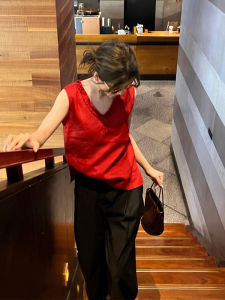 YUFUQING | French Red Lace Trim V-neck Sleeveless Vest Shirt Womens New Small Size High-end Loose Top Summer Fashion Commute Style