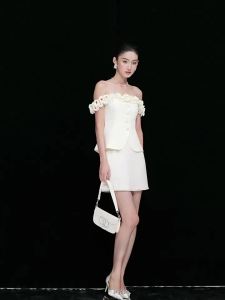 Premium French Vinegar Acetate White Sleeveless One-shoulder Top