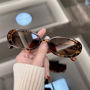 1pcs Summer Womens Fashionable Glasses with Small Oval Frame Leopard Print Design Suitable for Daily Commuting