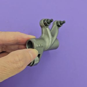 YAMAHA Y16 ROCKER ARM VALVE B5V-E2160 Y16 ROCKER ARM B5V-E2150 Y16 ROCKER ARM SHAFT PIN 100% ORI