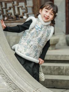 Vest Girls Winter Western Style Warm Baby Tang Costume Chinese Style New Year Clothes Childrens Waistcoat Han Dynasty Cotton-Padded Coat