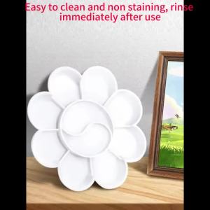 5-50Pcs Plum Shaped Pigment Tray 8.3cm Reusable Plastic Paint Palette for Watercolor Oil Acrylic Artist Painting Supplies