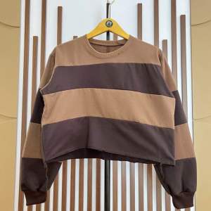 PARIROO - BUNDLING POCKY SWEATER CROP MIX JOOLY PANTS / PAKAIAN WANITA TERBARU CREWNECK MULTICOLOUR MIX CARGO PANTS JOOLY / ONE SET CELANA CARGO / ONE SET KOREAN STYLE / ONE SET WANITA KOREAN STYLE / ONE SET WANITA TERBARU 2023