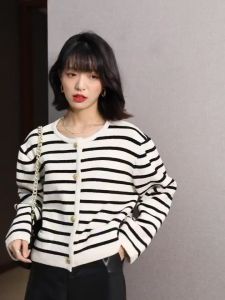 Women Knit Cardigan O-Neck Long Sleeve Striped Outerwear Baju Perempuan Lengan Panjang 女生条纹衣
