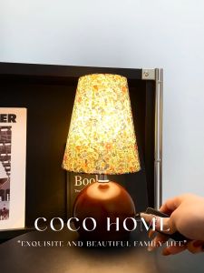 French Romantic Floral Retro Table Lamp Bedroom Study Atmosphere Light Night Light Decoration Solid Wood Bedside Lamp Ornaments