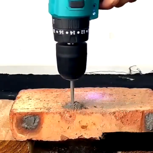 Makita 299VF: Mesin Bor Baterai Cordless Murah & Fleksibel