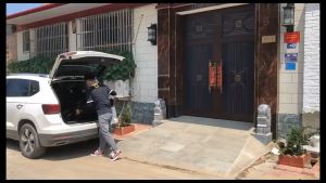 YNMT Adult Standard Wheelchair For Senior Heavy Duty  Folded Lightweight Rubber Tire