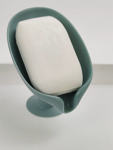 【✅SG Brand】RICHMENT Leaf Shaped Self Draining Soap Holder with Powerful Suction Cup No Drilling Quick Dry Soap Tray for Bathroom Sink Shower Kitchen Countertop Easy to Clean & Reusable